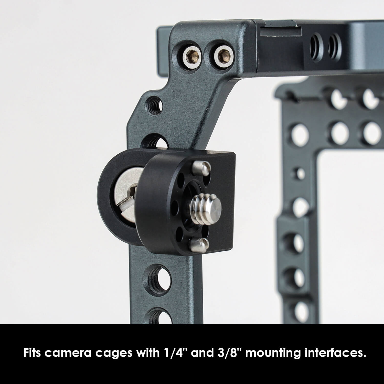 Right-angle aluminum alloy adapter with ARRI locating pins for camera rigs